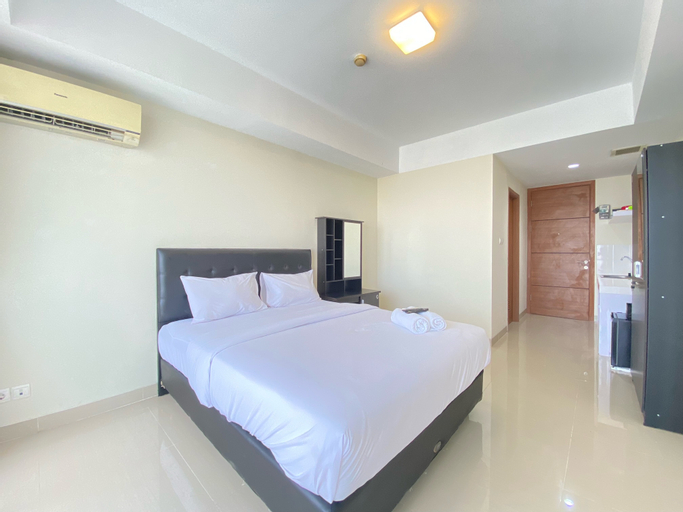 Bedroom 1, Cozy Studio Apartment at Beverly Dago By Travelio, Bandung