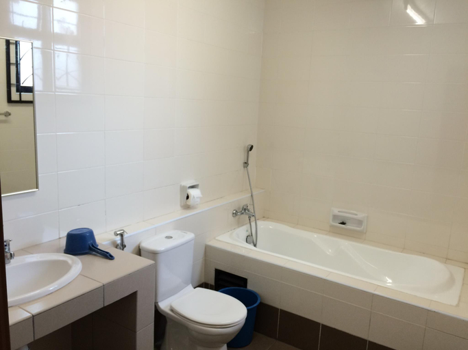 Bathroom 3, Putrajaya 1808 Homestay (15 beds), Kuala Lumpur