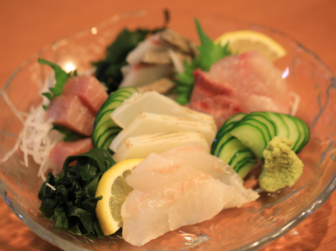 Food & Drinks 5, Pension Sea Friend, Tokashiki