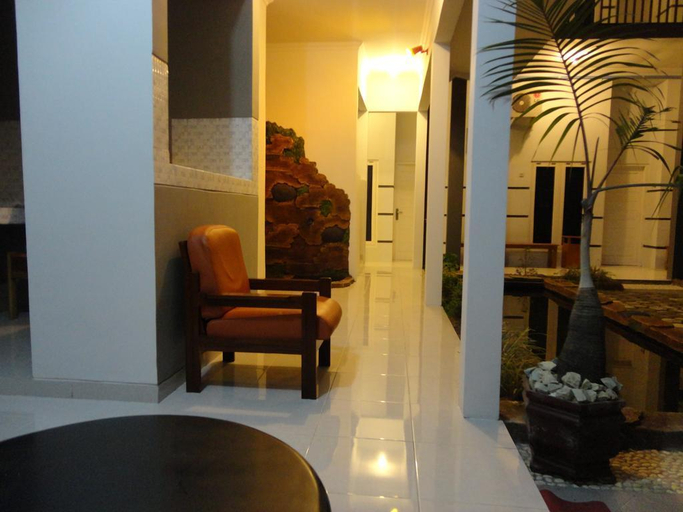 Public Area 2, Pendowo Huis Guest House - Standard 5, Sleman