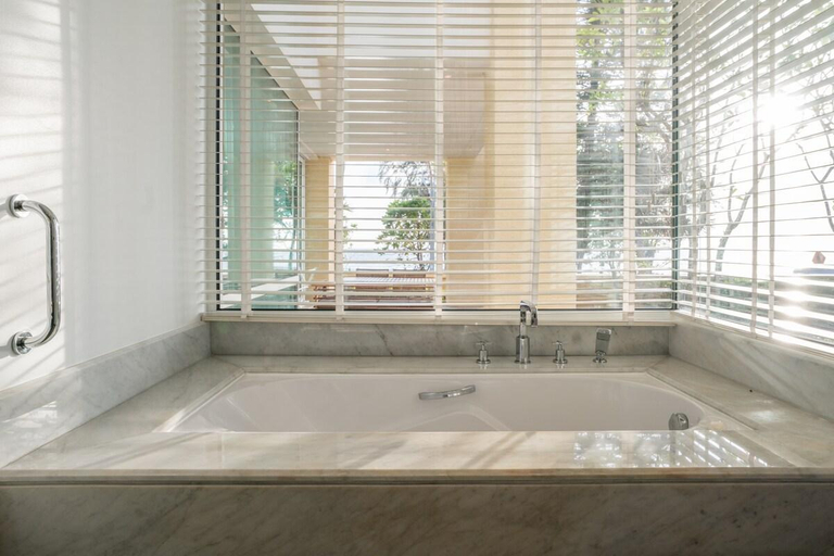 Bathroom 4, Karon Sea View Beach Apartment, Pulau Phuket