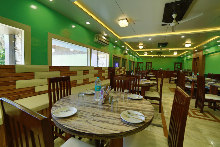 Food & Drinks 5, Hotel Maya Palace, Sirohi