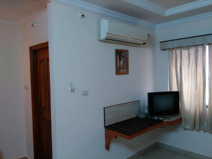 Others 4, i-ROOMZ Amrutha Residency, Bellary