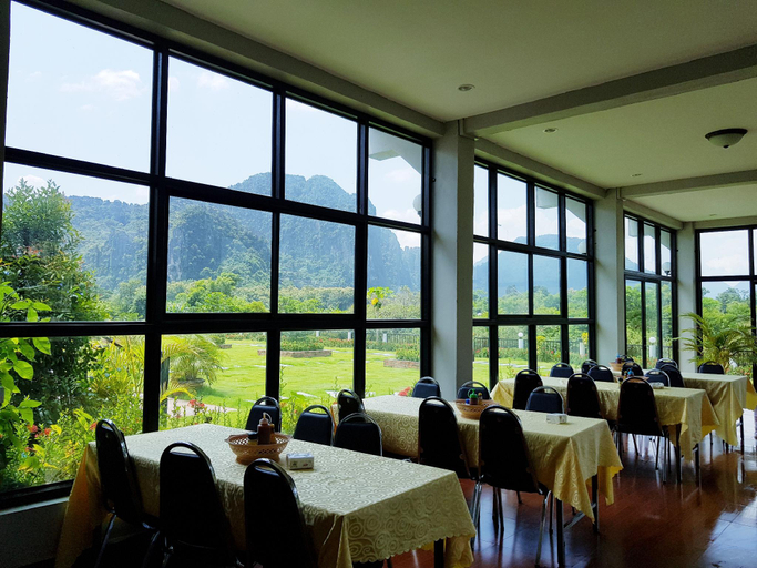 Others 3, Simon Riverside Hotel, Vangvieng