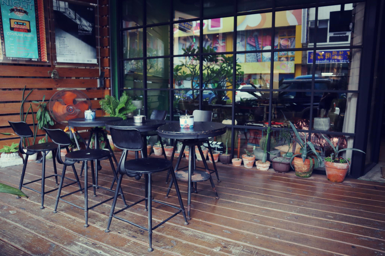 Food & Drinks 4, Travel Charger Hostel, Hualien