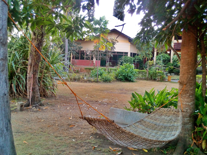 Others 4, Crystal Paradise Resort, Narra