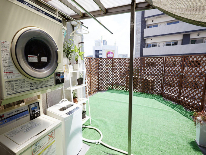 Bathroom 2, Daikoku Hostel, Osaka