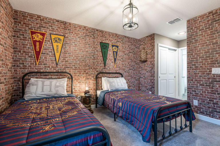 Amazing home with themed bedrooms, 5 min from Disney, Osceola