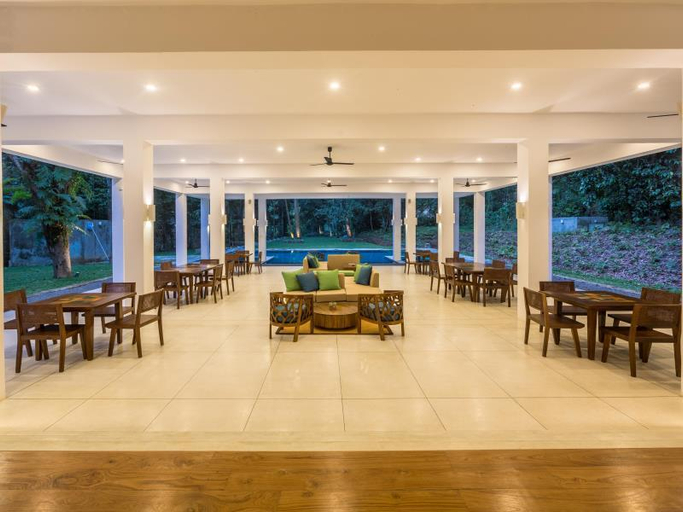 Food & Drinks 5, Palmstone Retreat, Yatiyanthota