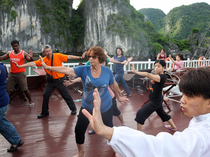 Sport & Beauty 5, Royal Palace Cruise, Hạ Long