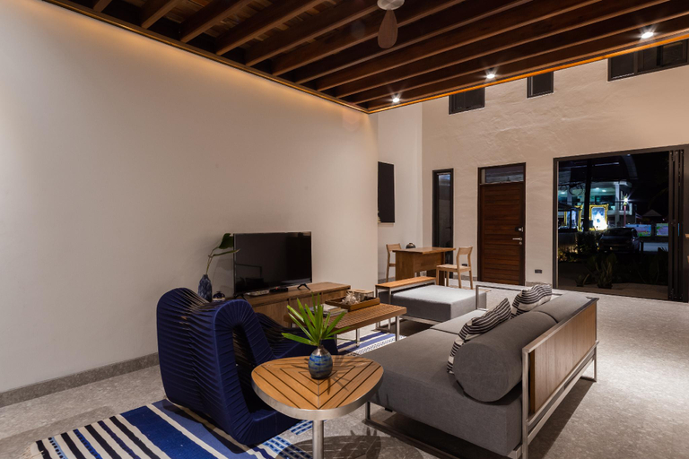 Public Area, Baan Kamana Guest House, Takua Thung