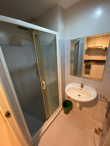 Bathroom 4, Oceanblue Manila Condotel at Sea Residences, Parañaque