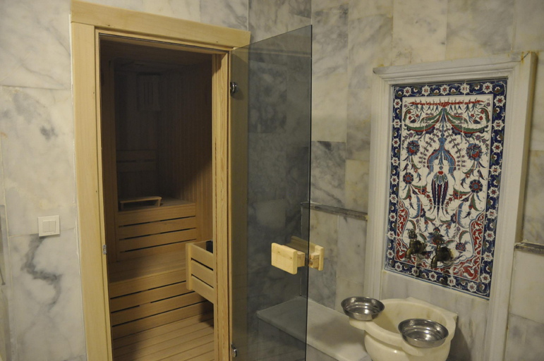 Bathroom 5, CONNECT THERMAL HOTEL RESORT SPA, Kazan