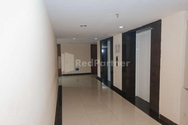 Public Area 4, RedLiving Apartemen Cinere Resort - CRI Room Tower, Depok