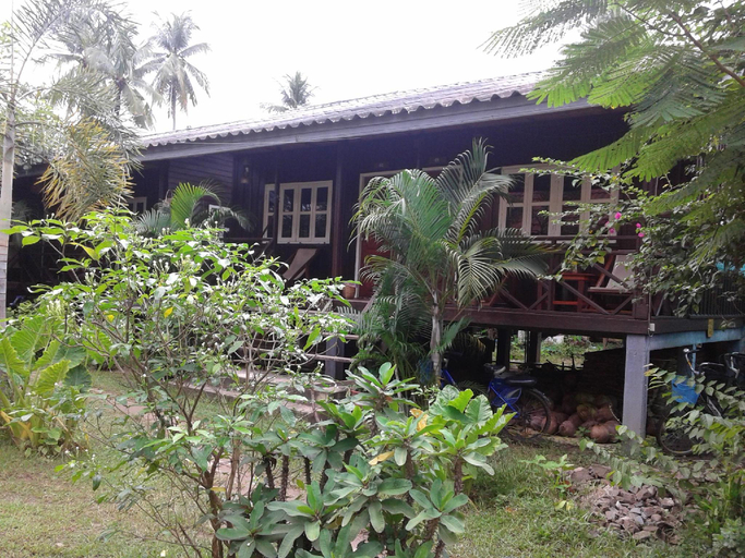 Others 3, Pan Guesthouse, Khong