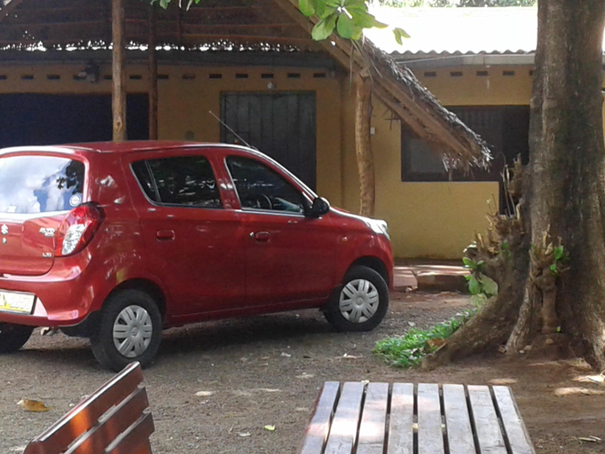 Garden 5, The Pub, N. Palatha Central