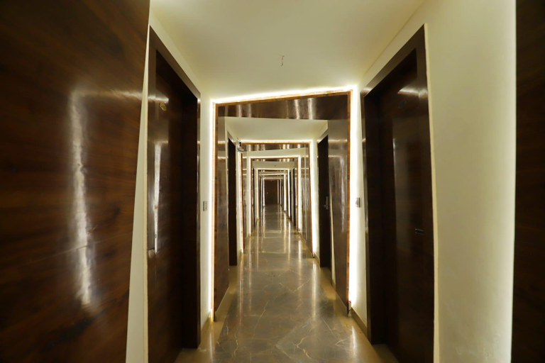 Public Area, Hotel Skylark, Bareilly