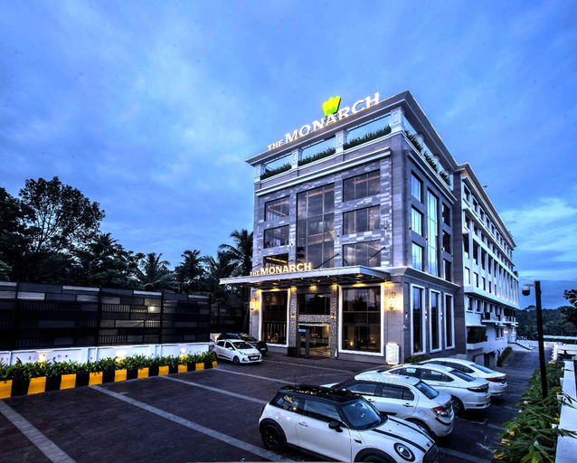 Exterior & Views, The Monarch Hotel and Convention Centre, Thiruvananthapuram