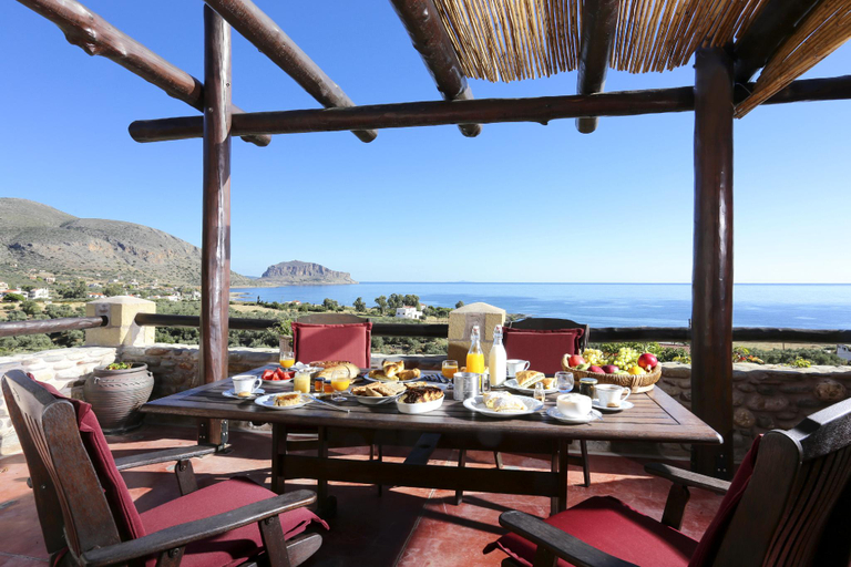 3, Astrolithos boutique, Peloponnese