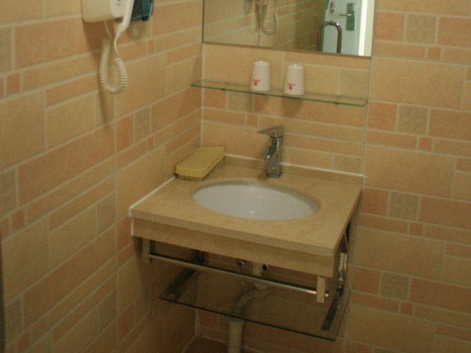 Bathroom 4, GreenTree Inn Xinzhou Jingle County ECheng Road Shell Hotel, Xinzhou