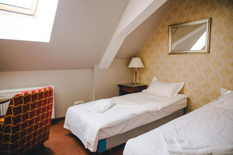 Bedroom 2, Hotel Luzern Engel, Hochdorf
