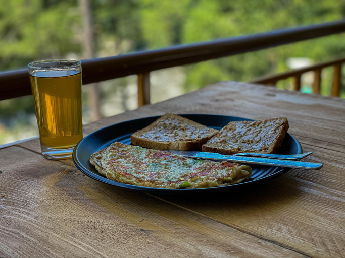 Food & Drinks 4, Highland, Kullu