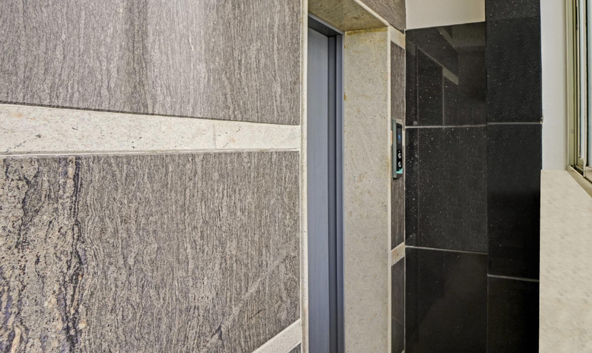 Public Area 3, Itsy Hotels Purple Suites, Bangalore