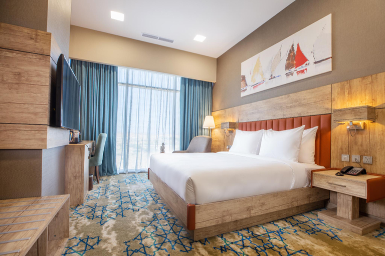 Bedroom 3, Waves Hotel, Umluj