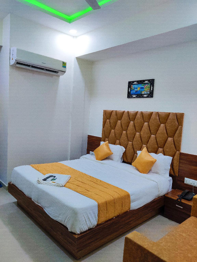 Bedroom 5, Hotel mountain view, Anand