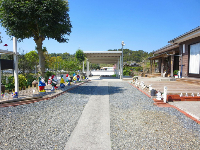 Others 5, Minshuku Suzukaze, Ōsaki