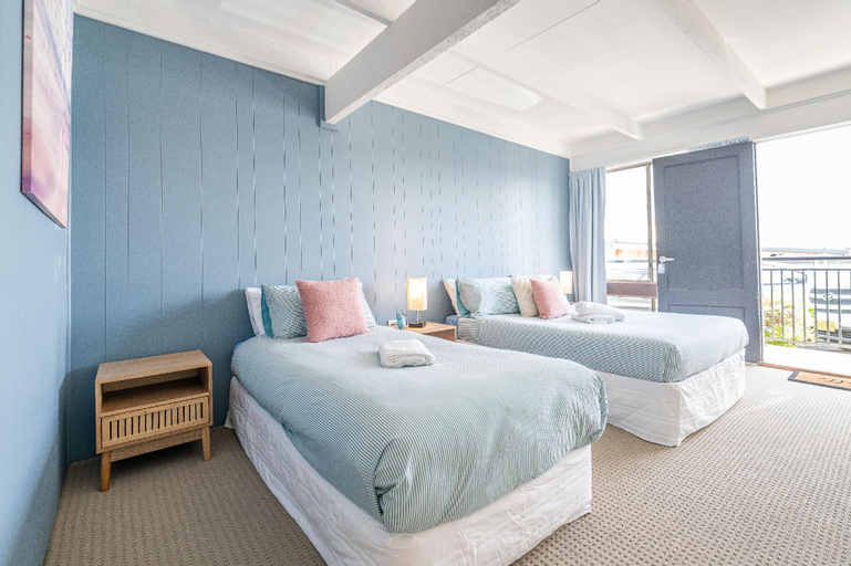 Bedroom 2, Coast Motel Eden, Bega Valley
