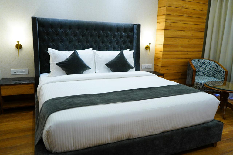 Bedroom 2, Hotel Western Premium, Sahibzada Ajit Singh Nagar