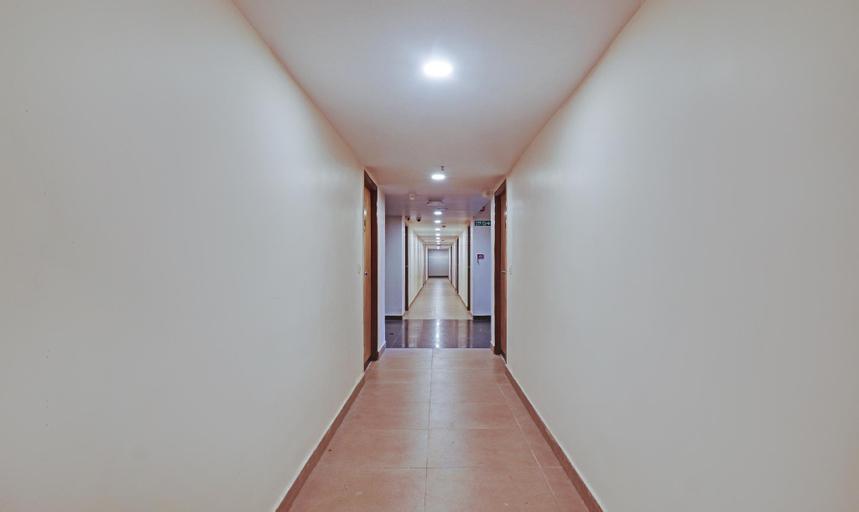 Public Area 1, Treebo Premium Seven Lake View, Hyderabad