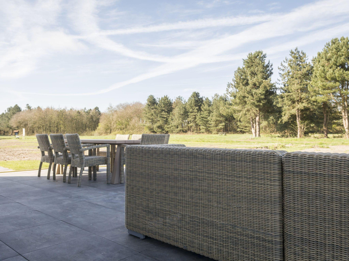 Others 3, Ritzy Villa in De Cocksdorp Texel with Sauna, Texel