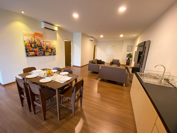 Others 3, Jonker Apartments, Malacca City