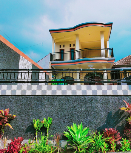 Exterior & Views 2, Villa Eren, Malang