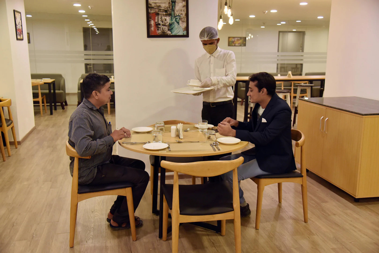 Food & Drinks 5, Hotel Central Inn, Ahmadabad