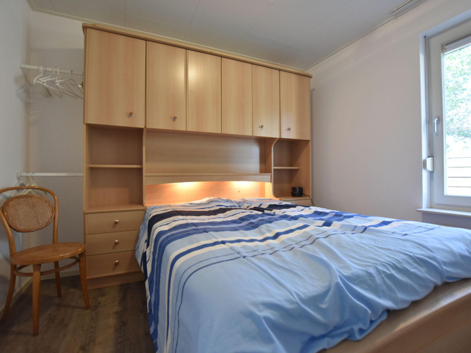 Bedroom 3, Holiday Home in Reutum with Bubble Bath, Tubbergen