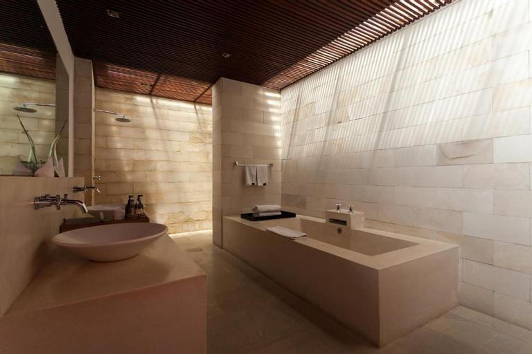 Bedroom 2, Peaceful 1BDR Villa with Private Pool in Seminyak, Badung