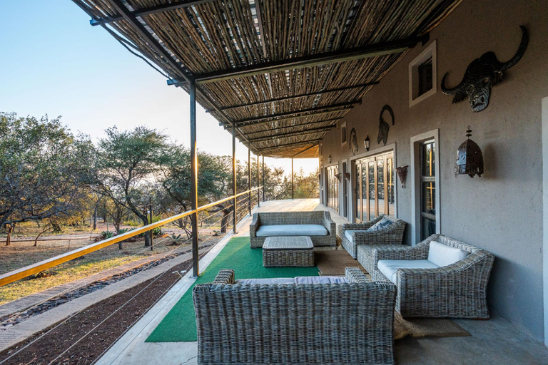 Public Area, Humdani Game Lodge, Bojanala