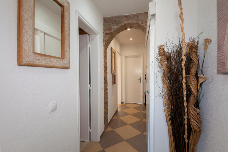 Public Area, B17 - The Stunning Seaview Apartment, Lagos