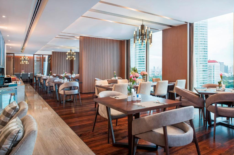 Food & Drinks 5, Novotel Bangkok Sukhumvit 20, Khlong Toey