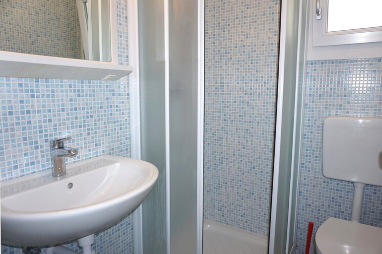 Bathroom 3, Beautiful One-storey Building For 6 People, Venezia