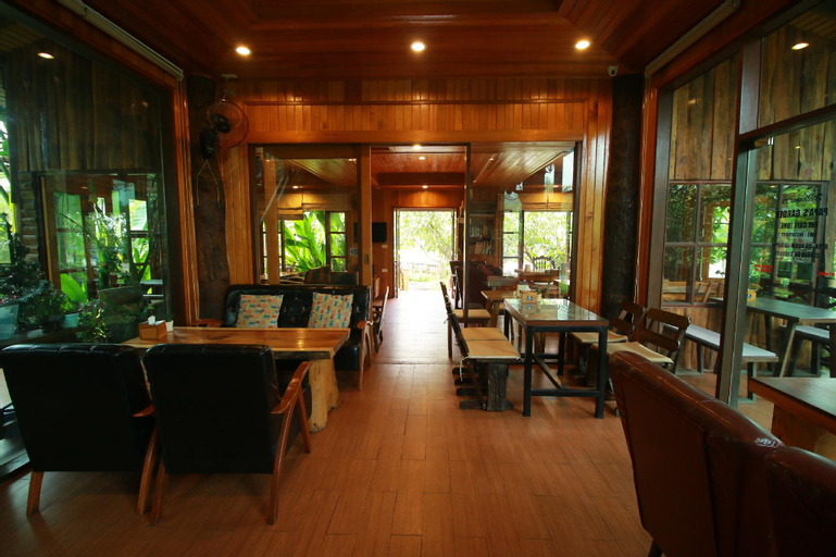Food & Drinks 5, Papa's Garden, Doi Saket