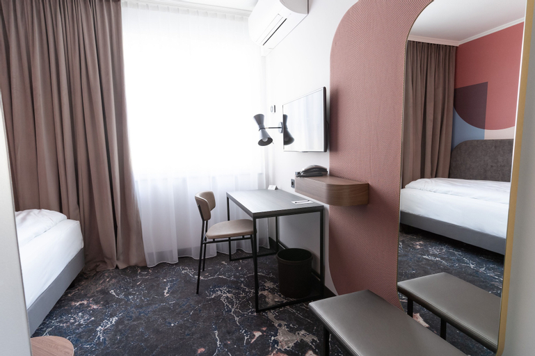 Bedroom 15