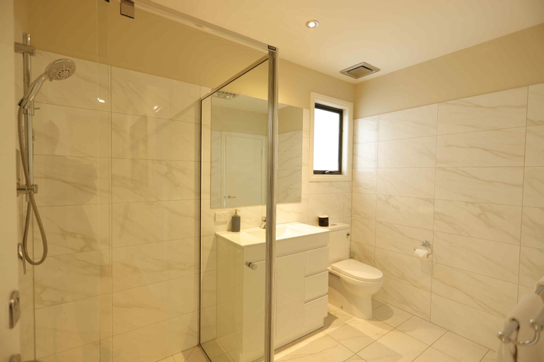 Bedroom 3, Apollo Bay Seal Apartments, Colac-Otway - South