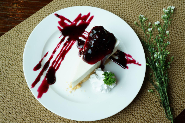 Food & Drinks 2, Papa's Garden, Doi Saket