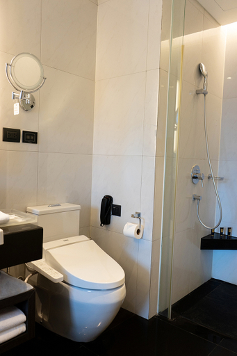 Bathroom 17