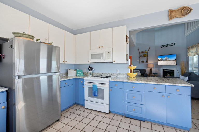 Others 4, 005 Bayside Oasis by ACP, Mobile