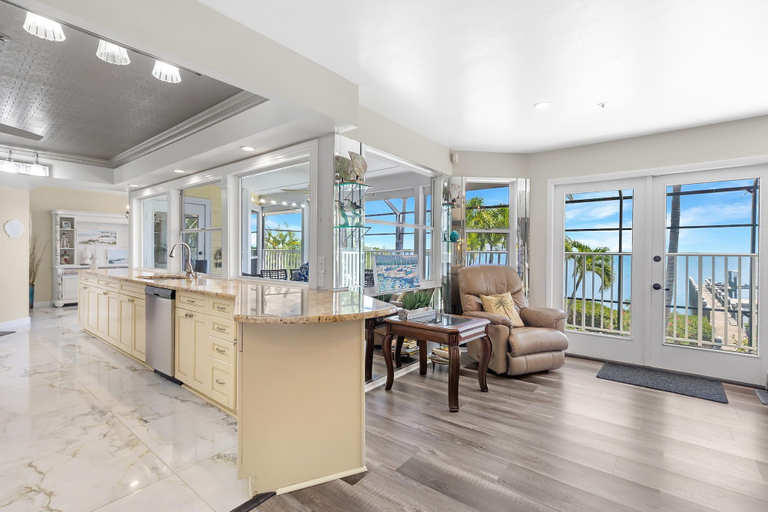 Public Area 3, 21451 Widgeon Terrace, Lee